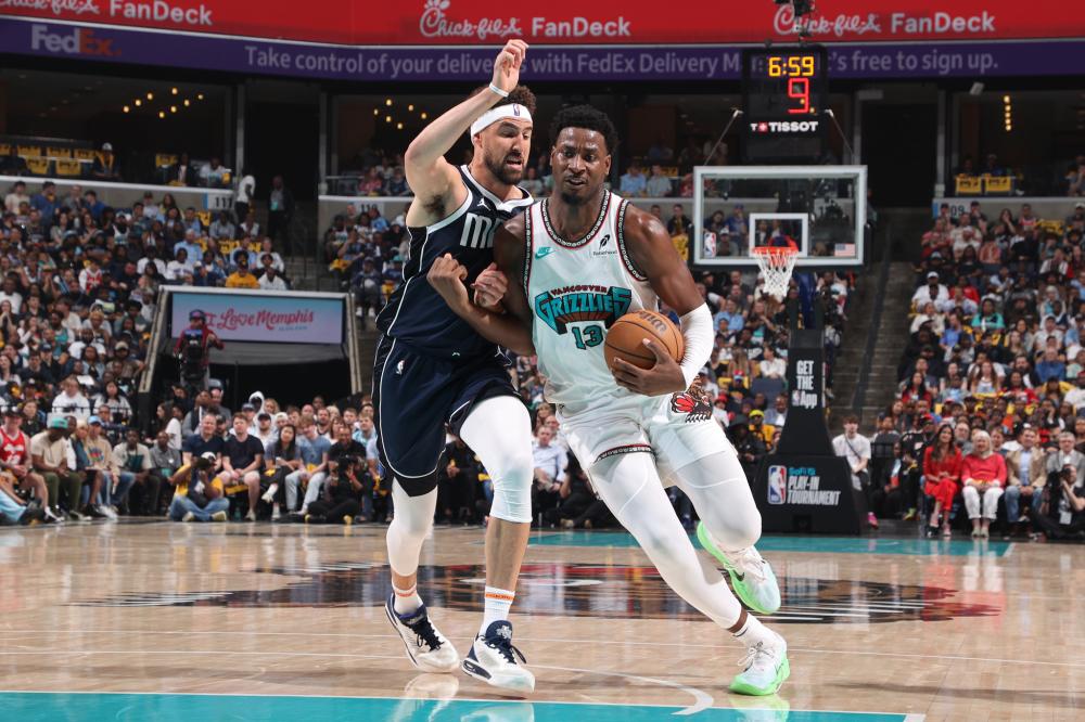 能容纳一名 能容纳一名